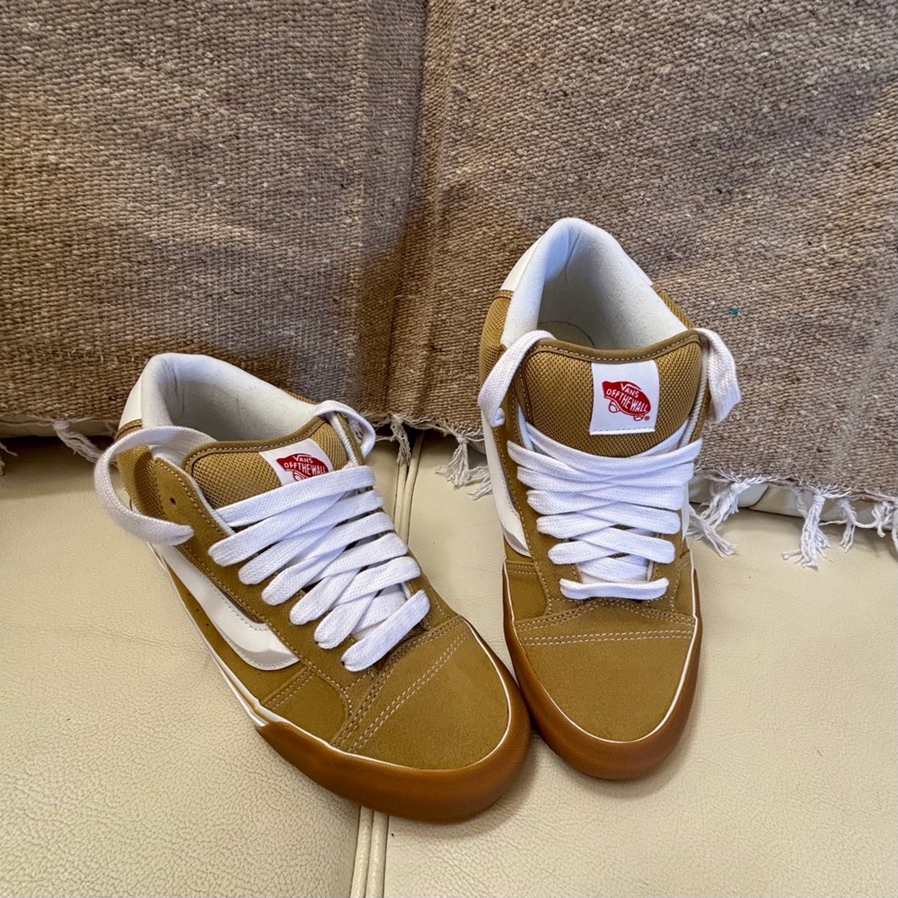 Vans Knu Mid Shoes